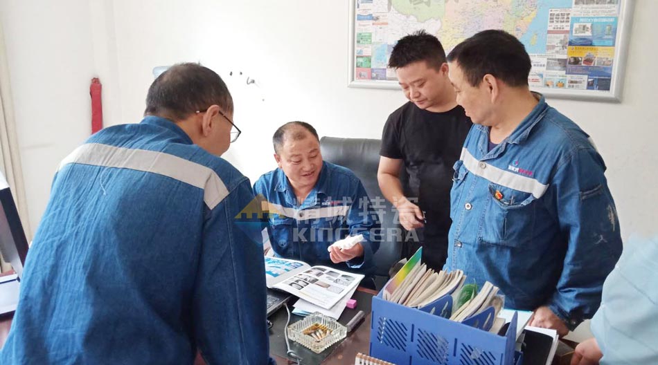 头号玩家官网特瓷赴四川某水泥厂现场勘测以及技术互换