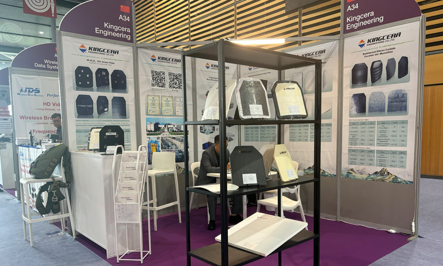 湖南头号玩家官网携最新防弹产品亮相法国欧洲国际防务展