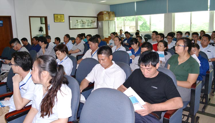 湖南头号玩家官网特种陶瓷劳务有限公司|头号玩家官网劳务公司